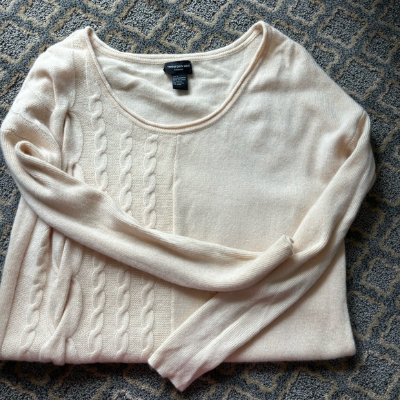 Cashmere Central Park West Cream/Butter Cable Knit Sweater - Picture 3 of 8